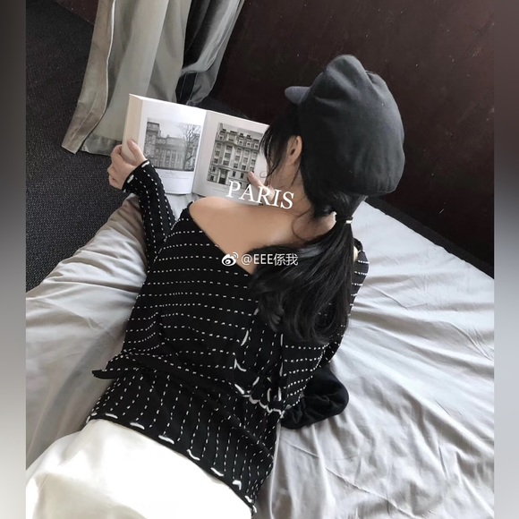 Designer Caped Knitting Pattern Top - Picture 5 of 6